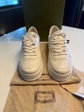 Gucci Men’s White Leather Low-Top Sneakers